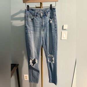 American Eagle Outfitters Light‎ Blue Distressed Mom Jeans- Size 2